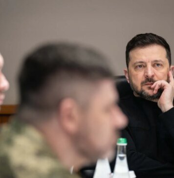 Зеленський отримав звіт СБУ про "далекобійні санкції" щодо рф на понад 1500 км і анонсував збільшення дальності