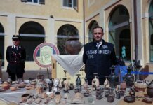 США повернули Італії сотні викрадених артефактів – серед них голова Македонського