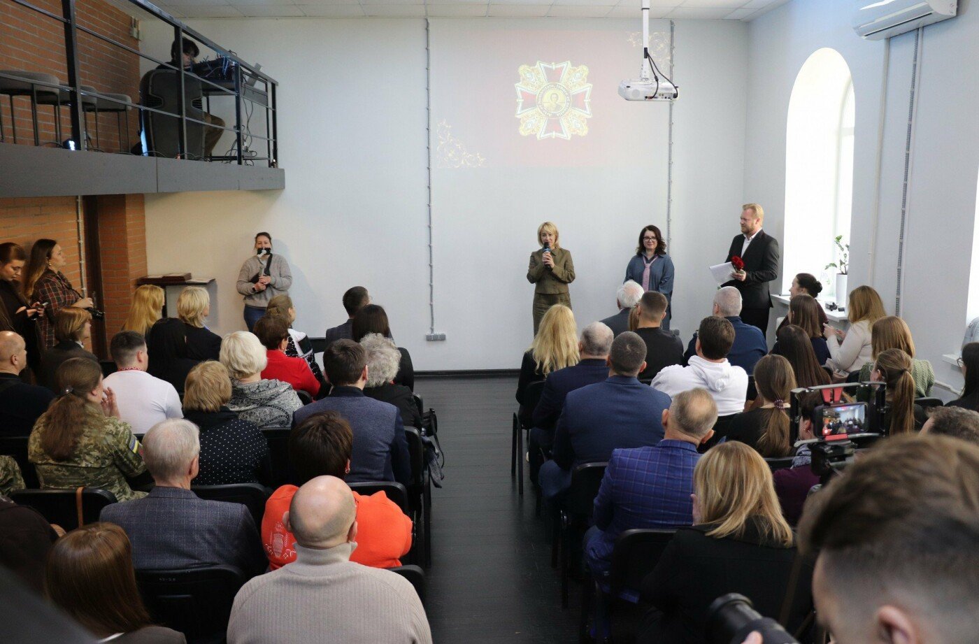 Лікарі, медсестри та військові медики: хто отримав «Орден Святого Пантелеймона» на Чернігівщині