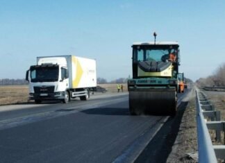 На Чернігівщині за місяць відремонтували понад 112 тисяч кв. м доріг
