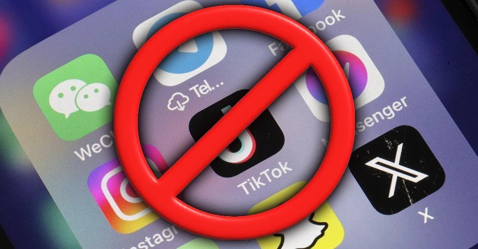 Безпека дітей онлайн: чи готова Україна до обмежень соцмереж