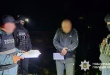 Фасував вдома та ховав під землею: на Чернігівщині викрили наркоторговця