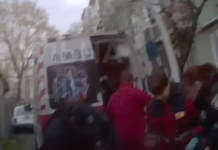 У Чернігові чоловік сам завдав собі ножових поранень: патрульні надали допомогу першими