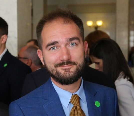 САП просит суд арестовать нардепа Юрченко
