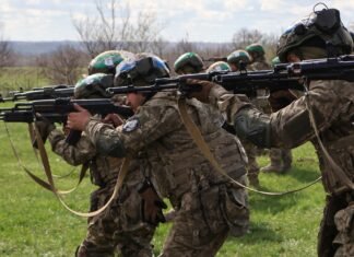 «Выйдем на публику через пару недель». Свириденко – о повышении зарплаты военным