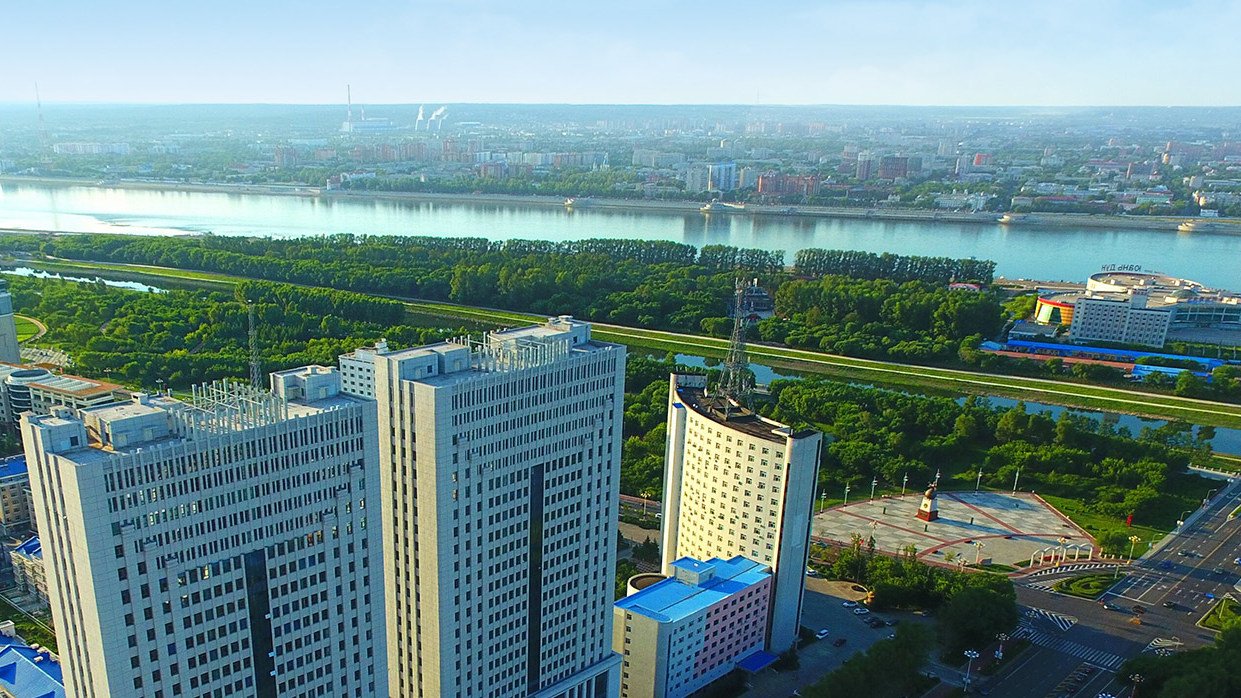 Евросоюз снял санкции против китайских банков, которые помогали России их обходить