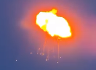 Повітряний бій в передмісті Чернігова: «шахед» розірвало в небі