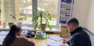 «Непридатний» за гроші: лікарка ВЛК на Чернігівщині отримала підозру