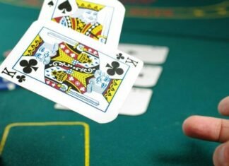 Підпільний покер у Чернігові: дует організаторів постане перед судом