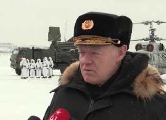 Российский Ан-26 разбился в Крыму: погиб генерал Северного флота РФ