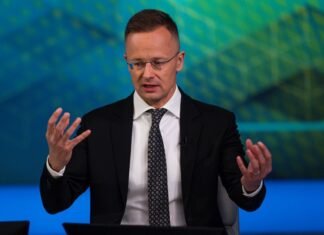 «Украинцы были заинтересованы в поражении «Фидес»: Сийярто рассказал, почему Орбан проиграл на выборах