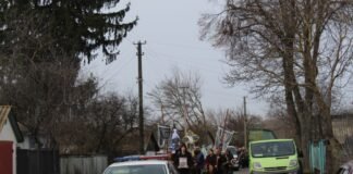На Чернігівщині проводжали в останню путь солдата, який загинув під Куп’янськом