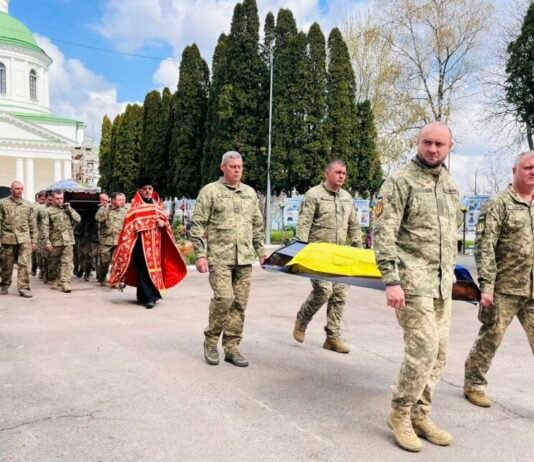 На Чернігівщині попрощалися із воїном