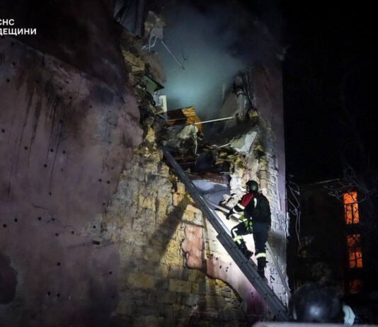 Ночной удар РФ по жилым домам Одессы: есть погибшие и пострадавшие, детали (фото)