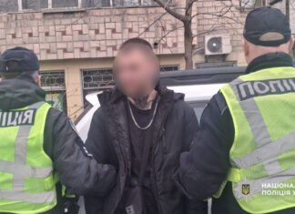 У Чернігові п’яний чоловік влаштував стрілянину на вулиці (Фото)