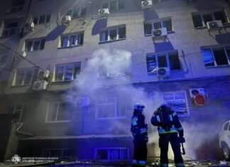 Повторная атака ВС РФ на Днепр: пострадали двое маленьких детей