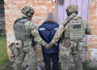 Стрельба по военным ТЦК и полицейскому: в Ровненской области задержали мужчину, детали