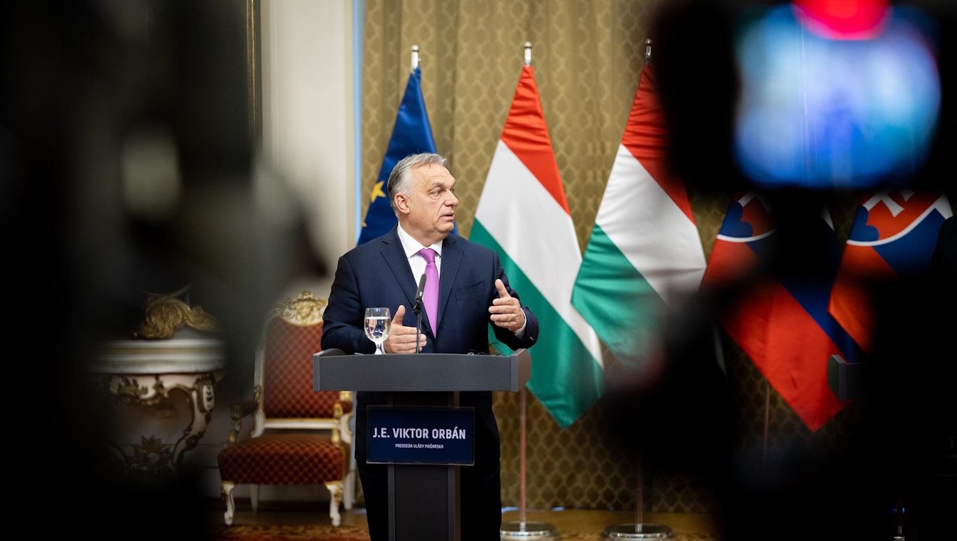 «Я готов»: Орбан отказался от мандата депутата после поражения на выборах (видео)