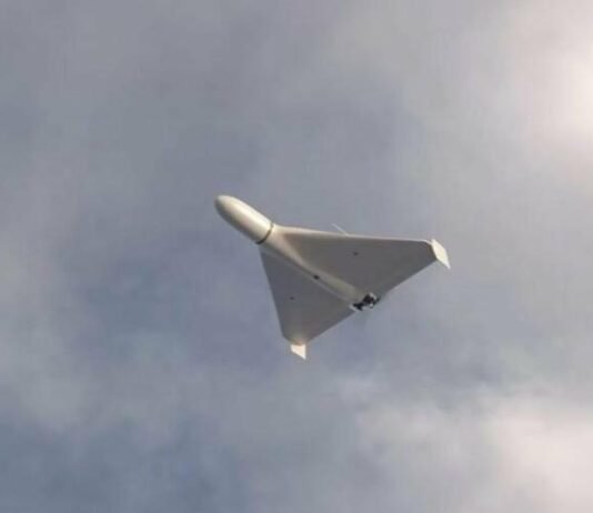 У Чернігові прогриміли вибухи: ППО працює по «шахедам»