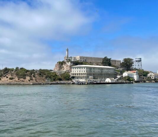 Трамп хочет 152 млн долларов, чтобы снова открыть легендарный Алькатрас