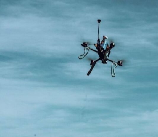 У Семенівці на Чернігівщині дрон влучив у житлову забудову: поранено жінку