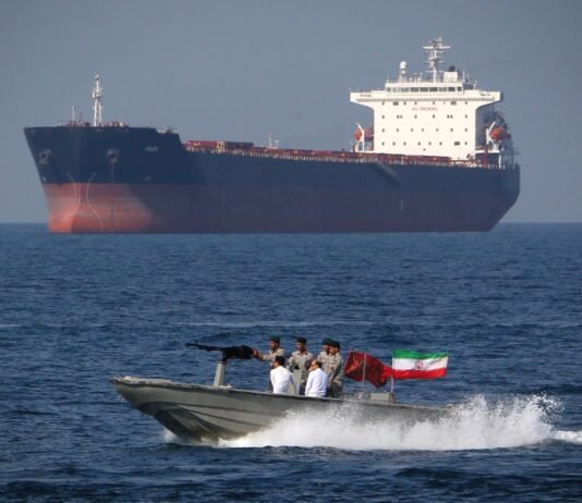 Такого не было со Второй мировой: США могут неожиданно заработать на блокаде Ормуза, — СМИ