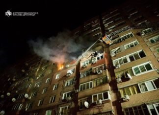 ВС РФ ударили по жилому дому Одессы: последствия вражеской атаки (видео)