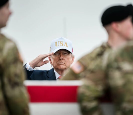 Нет козырей на руках: Трамп пригрозил Ирану блэкаутом на 10 лет и уничтожением за день