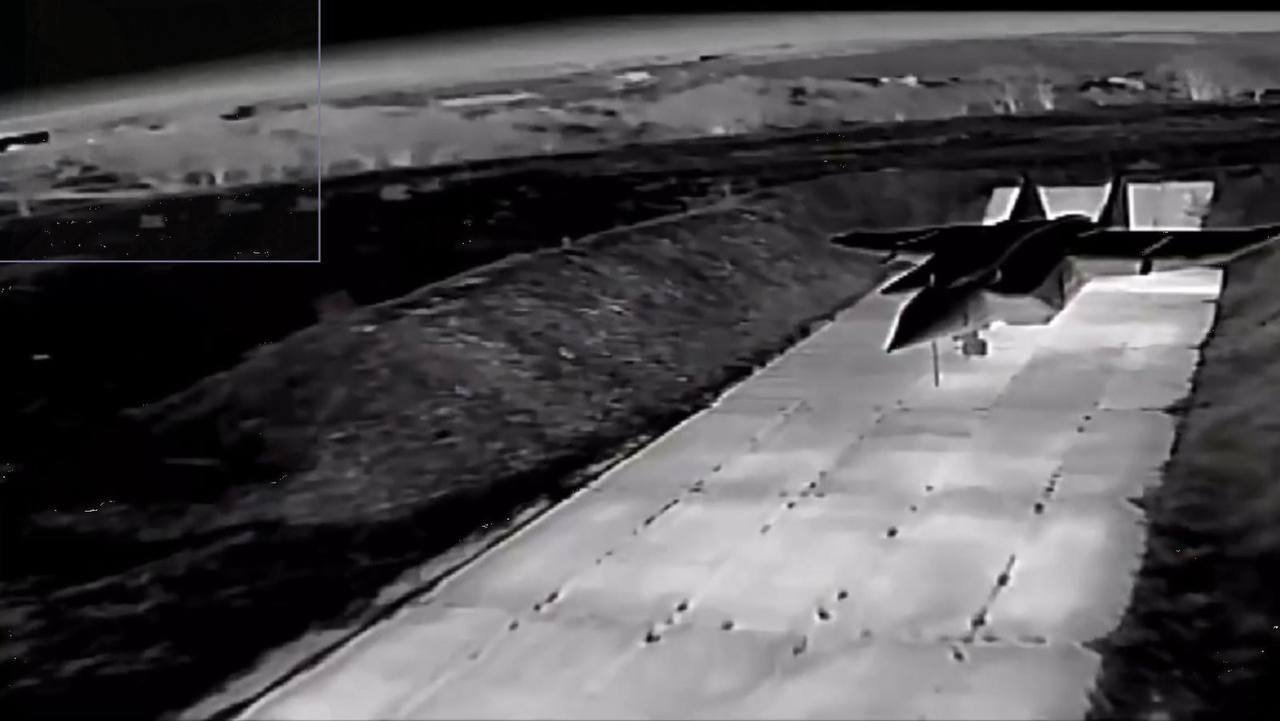 Дроны поразили три военных корабля РФ и МиГ-31 в Крыму: в СБУ раскрыли детали операции