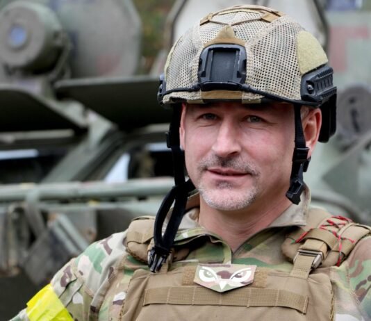 Новий командувач ОК «Схід»: Віктор Ніколюк змінив Олександра Братішка