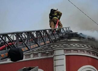 Приміщення міськради у Прилуках, попередньо, непридатне для роботи після атаки рф