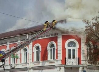 Три «герані» атакували адмінбудівлі у Прилуках: одна з поранених – у стабільно важкому стані