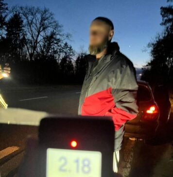 Порушили ПДР: у Чернігівському районі патрульні зупинили п‘яного водія легковика та мотоцикліста