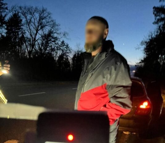 Порушили ПДР: у Чернігівському районі патрульні зупинили п‘яного водія легковика та мотоцикліста