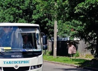 Як курсуватиме громадський транспорт у поминальні дні в Чернігові