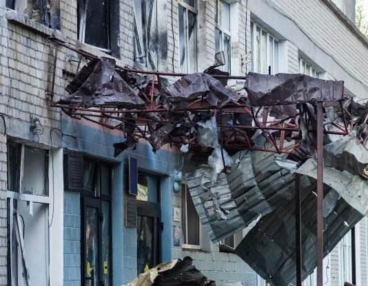 Пошкоджений після атаки рф ліцей №22 у Чернігові: як навчатимуться діти