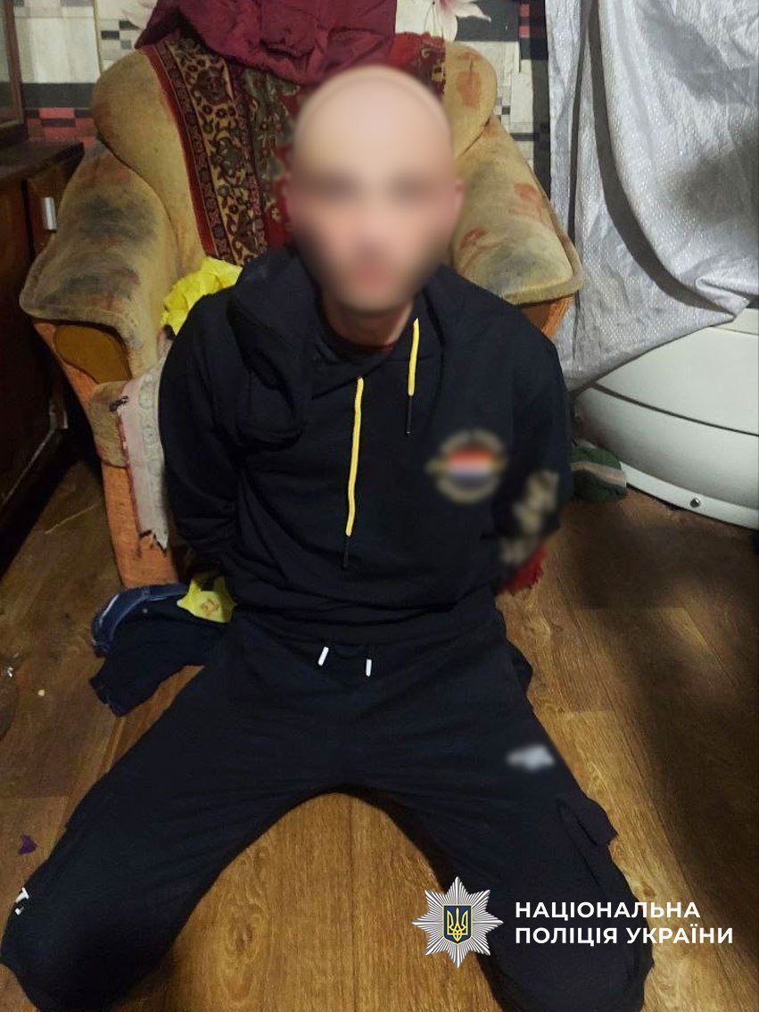 Довічне позбавлення волі: суд виніс вирок трьом обвинуваченим у жорстокому вбивстві подружжя киян та їхнього 4-річного сина на Чернігівщині