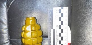 У Чернігові поліцейські затримали зловмисника, який погрожував містянину гранатою