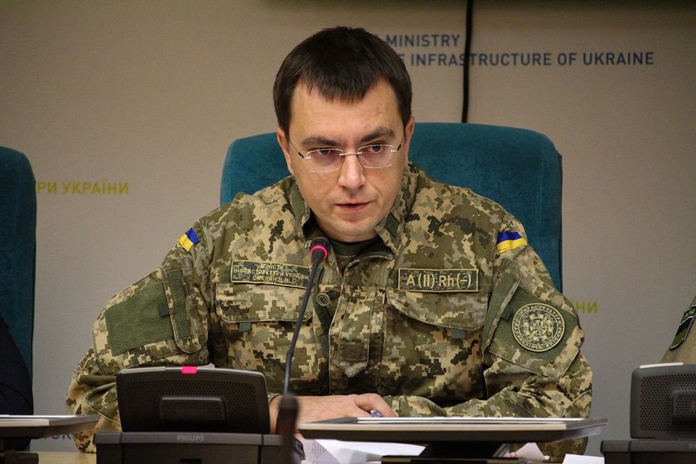 «Дали команду фас»: Омелян отреагировал на подозрение ГБР в уклонении от военной службы
