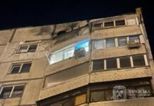 Россияне во время перемирия ударили «Шахедом» по девятиэтажке в Харькове: есть пострадавшие