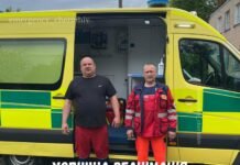 Реанімували в дорозі: на Чернігівщині під час перевезення до лікарні у жінки зупинилися серце