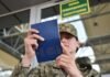 Правительство отменило ограничения на выезд для части женщин-чиновниц: кто может пересекать границу