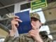 Правительство отменило ограничения на выезд для части женщин-чиновниц: кто может пересекать границу