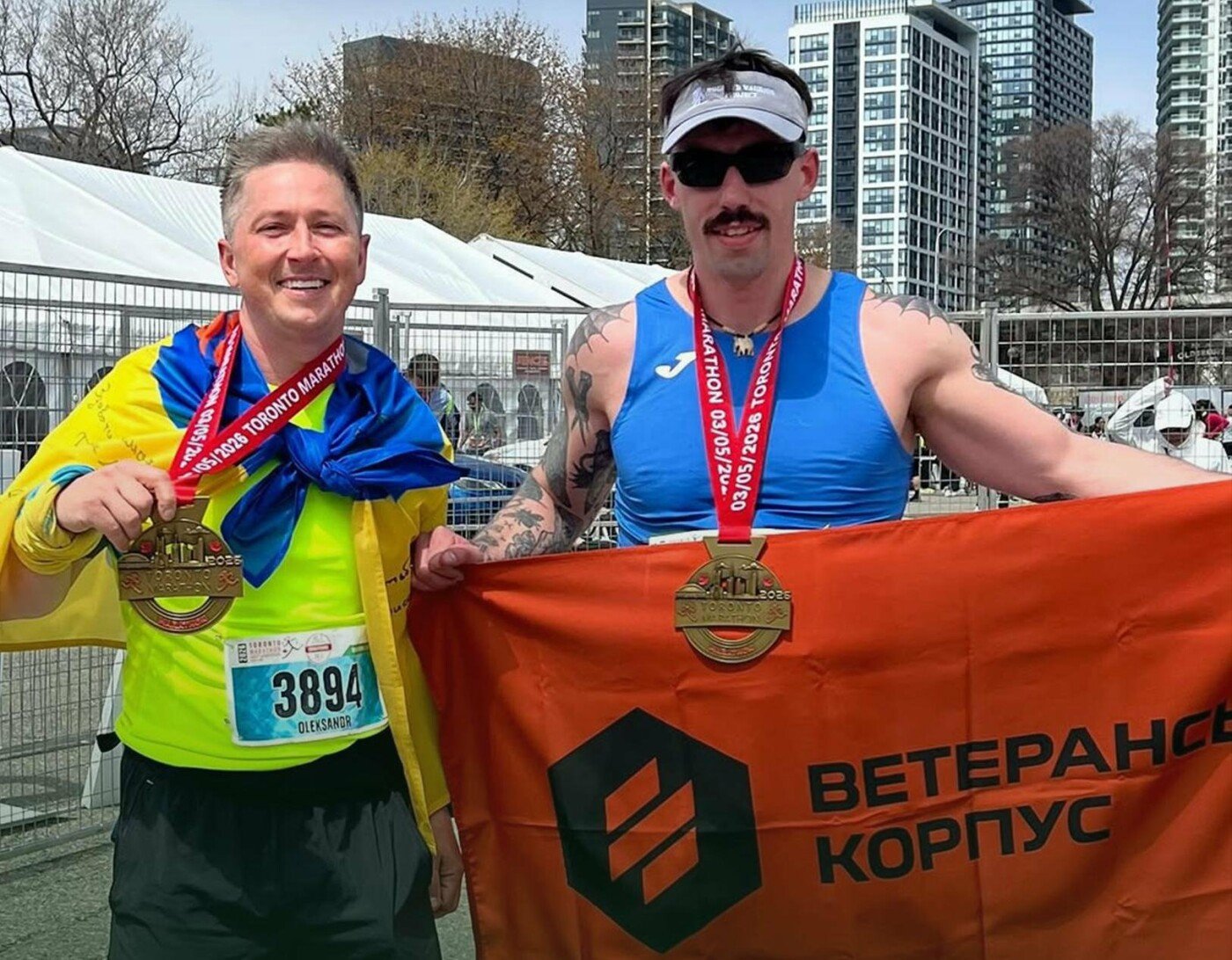 На протезі – 42 км: ветеран із Чернігова пробіг марафон у Канаді, аби нагадати світу про Україну