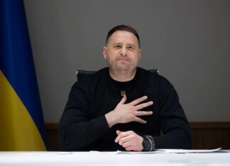 Адвокат Єрмака заявив, що його клієнт наразі не викликаний на допит