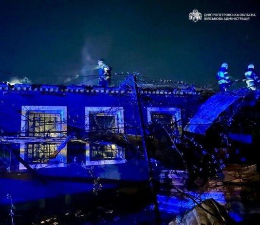 У Дніпрі через атаку рф поранено чоловіка, пошкоджено житло та критичну інфраструктуру