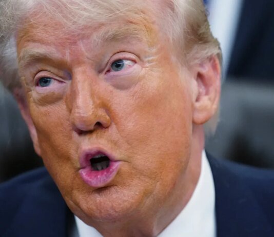 Адміністрація Трампа оскаржила рішення суду про незаконність мит