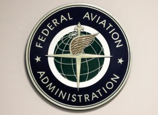 Співробітника FAA звинуватили у погрозах убивства Трампа після листа до Білого дому