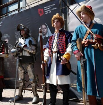 Еволюція українського піхотинця від Русі до сучасності — у Києві до Дня піхоти відбувся флешмоб