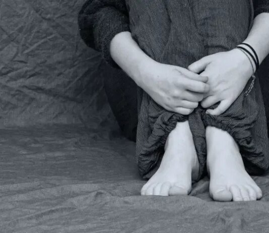 Депутати пропонують карати за булінг у школах впродовж року — деталі законопроєкту №14127